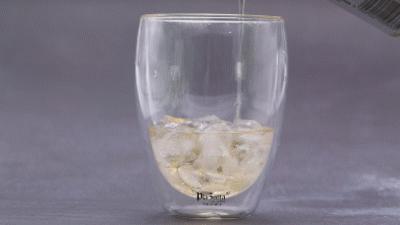 耐温差170℃，开水加冰块不怕炸裂，冰镇冷饮无限续杯