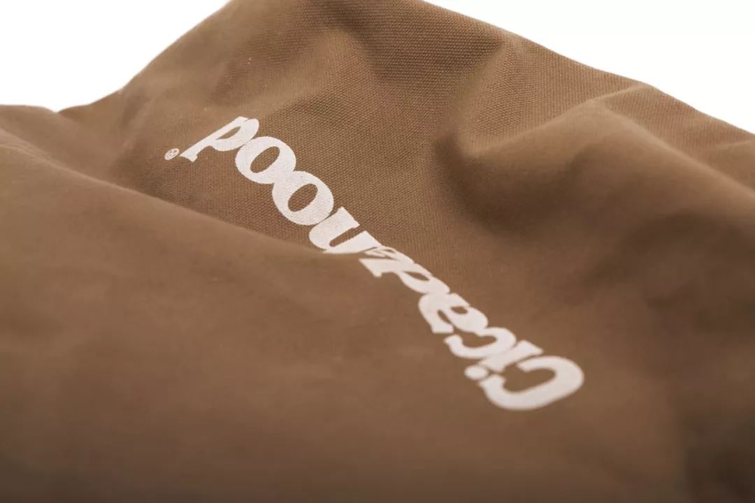 透支信用卡的女孩子,透支买奢侈品的女人