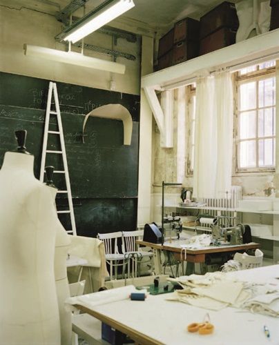 白色是所有颜色的起点,白色是最单纯的光吗