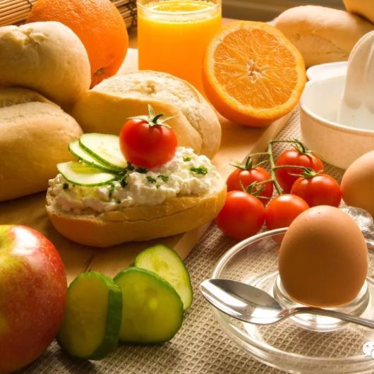 躺着就能瘦是真的吗,躺着也能瘦的吧