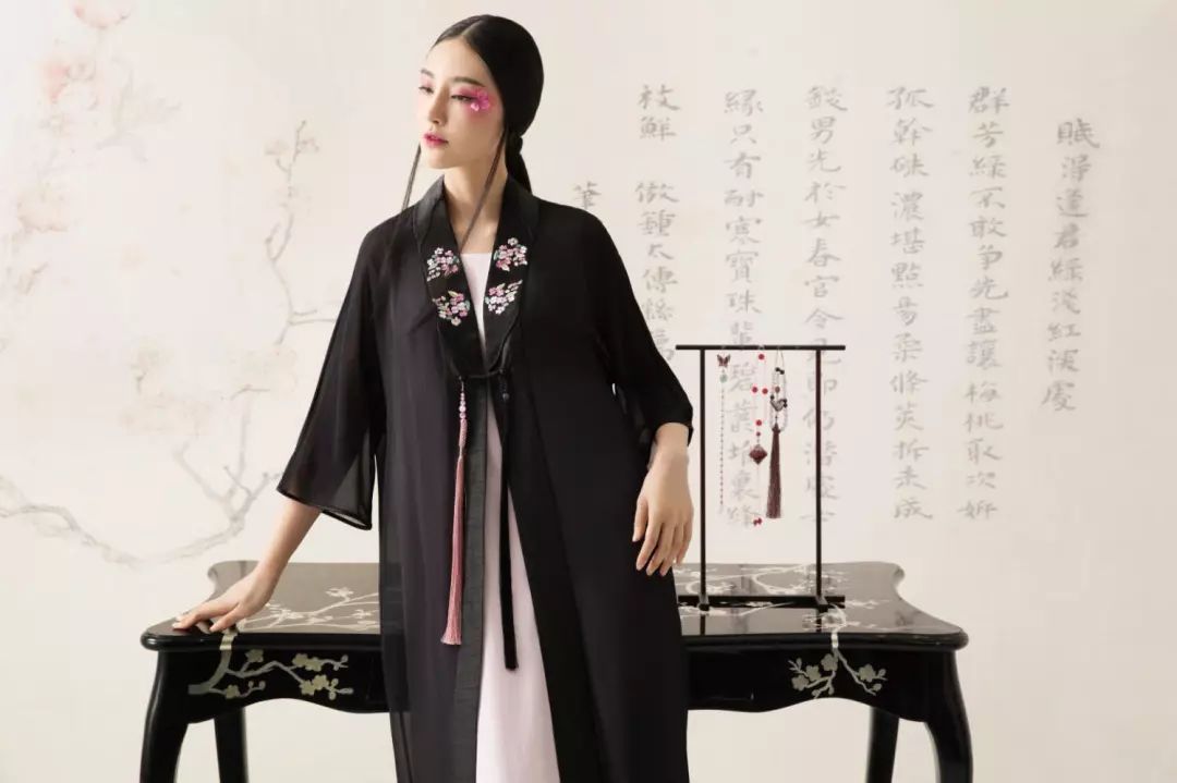 衡韵雅序深圳,深圳时尚服装展