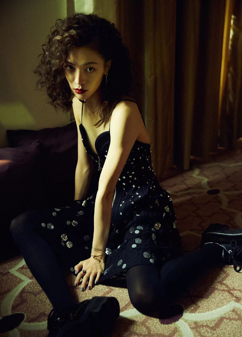 花木兰最新预告片刘亦菲,刘亦菲的花木兰造型又a又飒