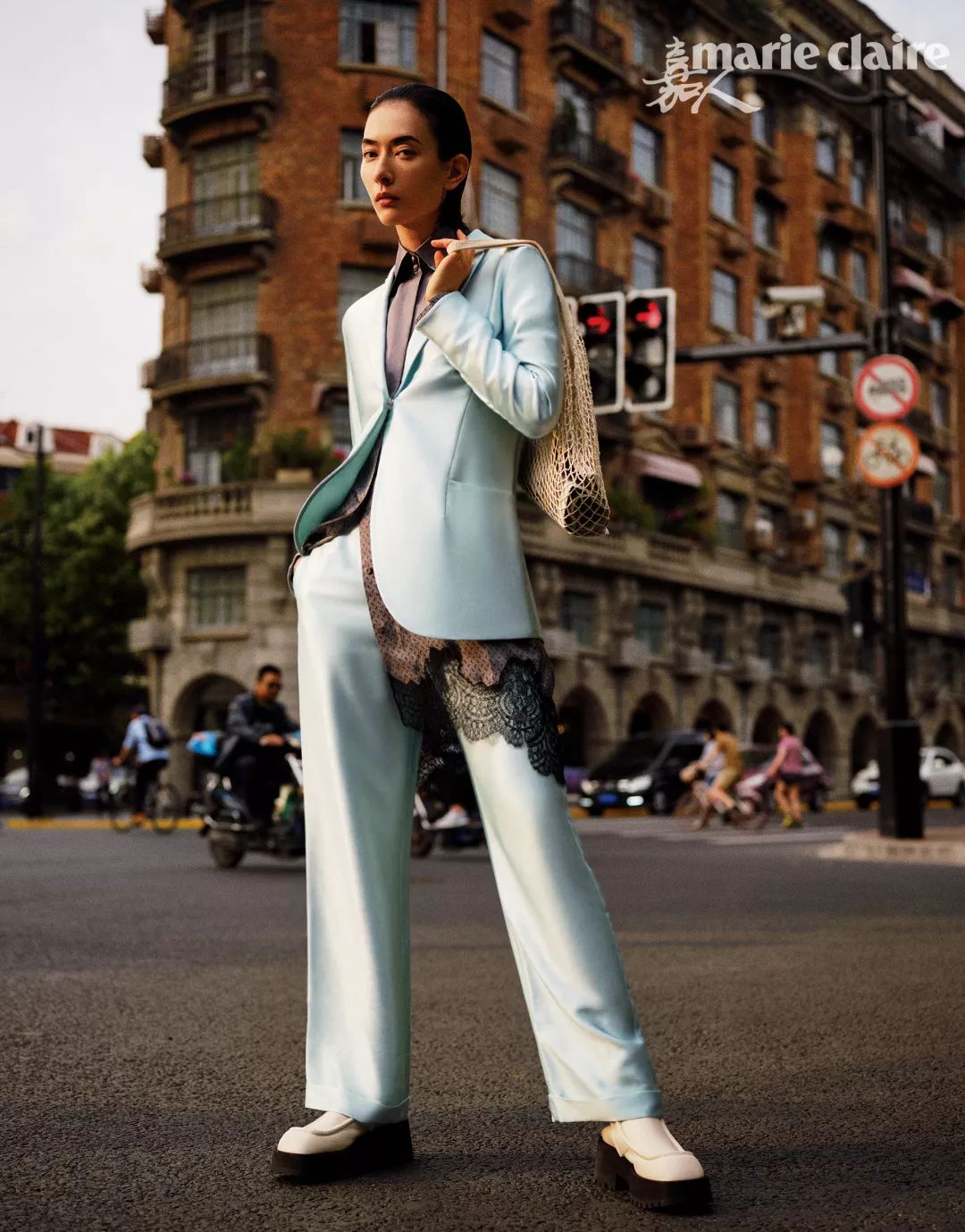 花木兰最新预告片刘亦菲,刘亦菲的花木兰造型又a又飒