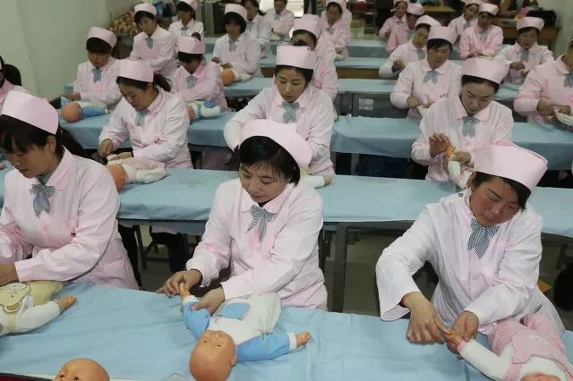 月薪超2万，接1单能休2周，这个专业火了，教育部说每个省都要办