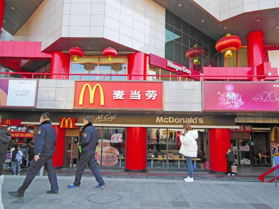 西安钟楼商圈事件真相,西安钟楼商圈历史