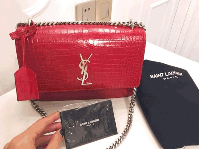 lv和dior哪个值得购买,400元ladydior