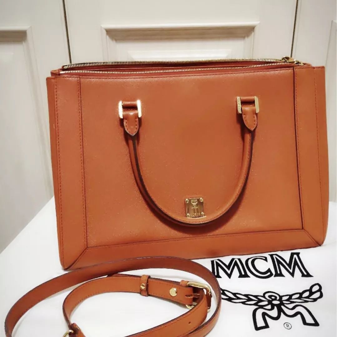 lv和dior哪个值得购买,400元ladydior