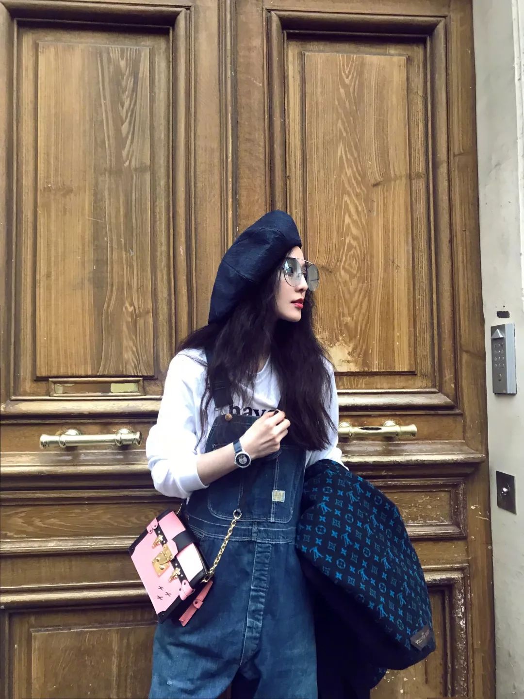 lv和dior哪个值得购买,400元ladydior