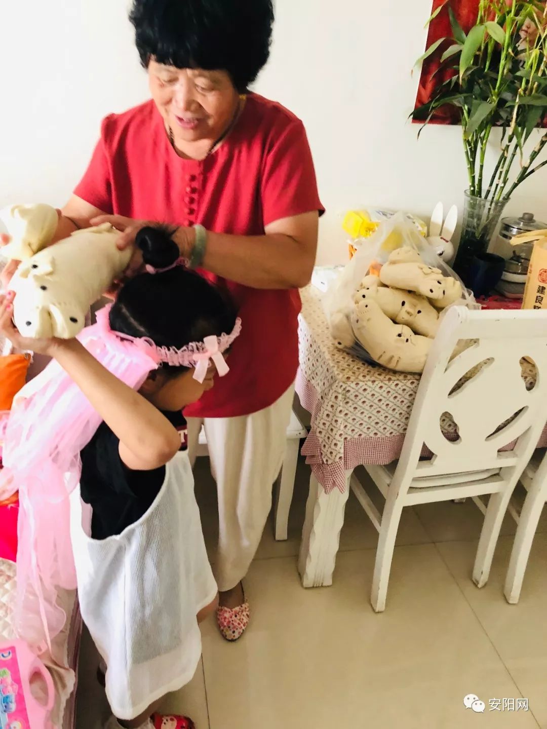 民俗给外甥送羊什么时候送,送羊的寓意是哪里的民俗