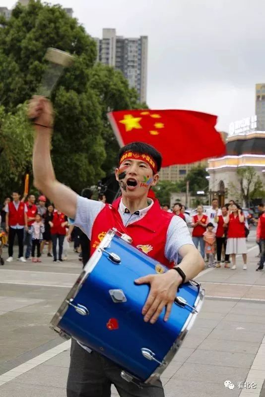 宁波北仑银泰地铁站,银泰表白