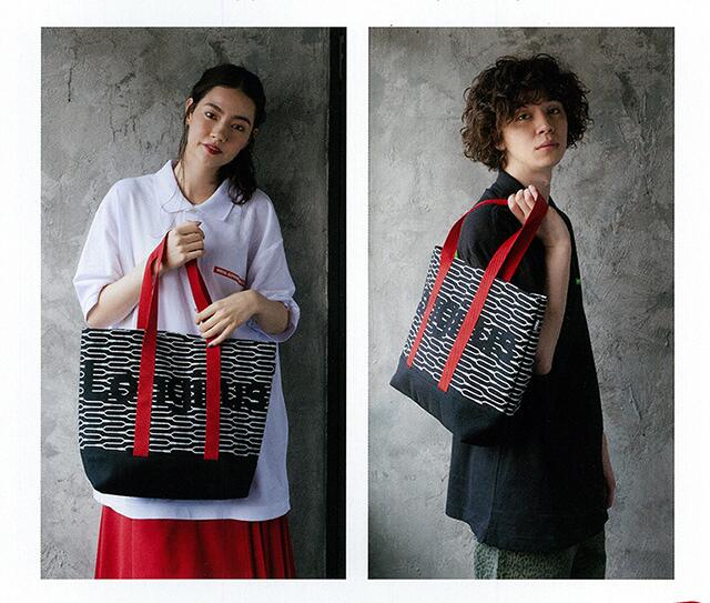 EVA官方周边店又出了一套新服饰，好看极了