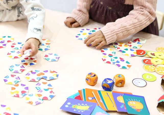 低价拼团丨TOI旅行套装,五款经典桌游,让孩子享受游戏乐趣的同时,还能提高思维力