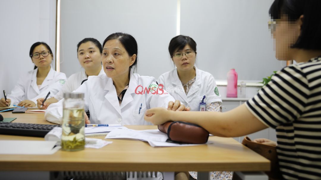 番泻叶快速减肥30斤,番泻叶泡茶减肥三个月瘦了30斤