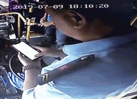 澳门买免税东西限制规则,澳门出关购物交税