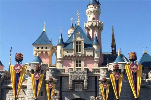 今日津港直通车正式开通！十大香港必去“明星”景点，你解锁了吗？