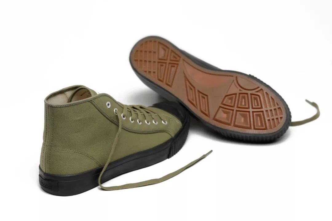 现在的女生找对象不按自身条件找,女孩找对象都看颜值