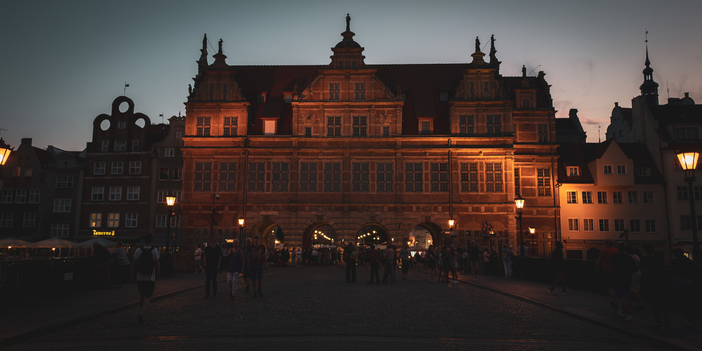 波兰比托姆港口,波兰港口格但斯克冬季封冻期