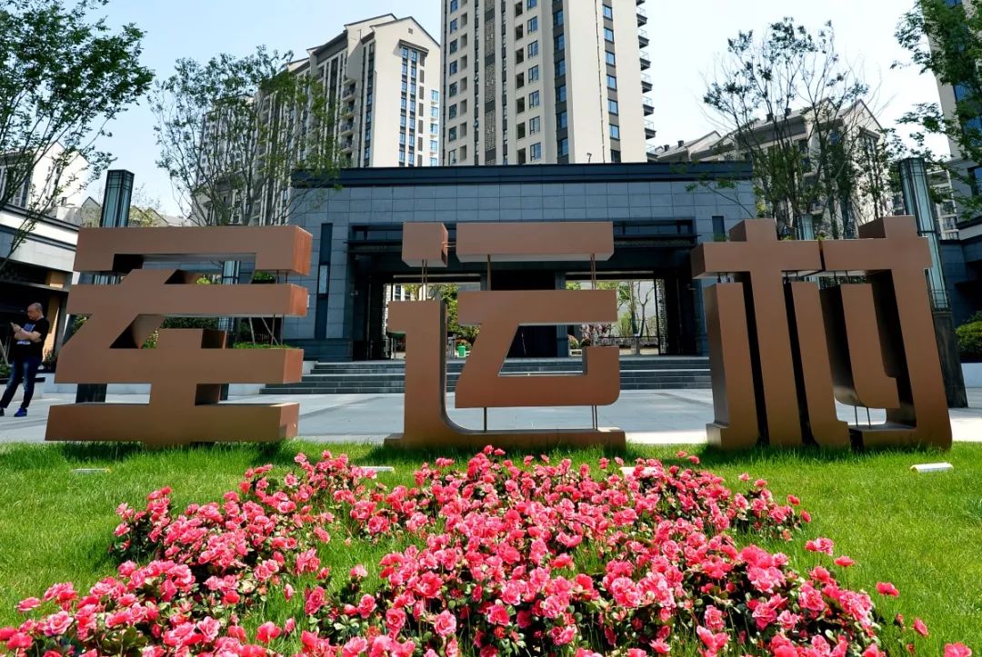 军运村多少人入住,军运村后续发展