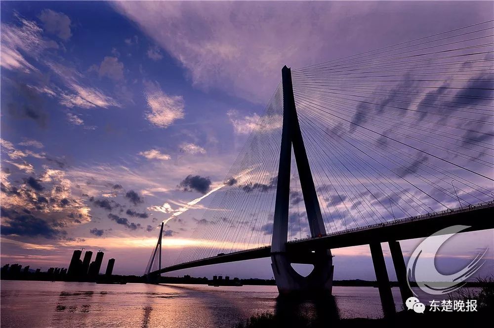 什么是黄石火山,什么是黄石车牌