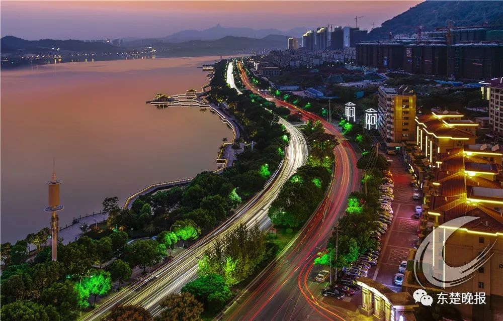 什么是黄石火山,什么是黄石车牌