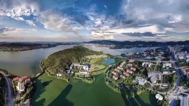 什么是黄石火山,什么是黄石车牌