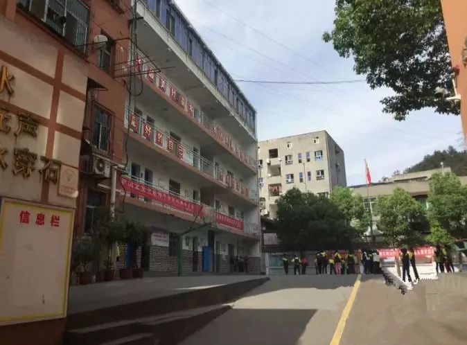 十堰最新小学招生信息,十堰有哪些公立学校小学