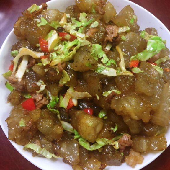 可以大快朵颐的野生溪鱼,矿物质养生的古温泉!杭州这个村还美成一幅画…