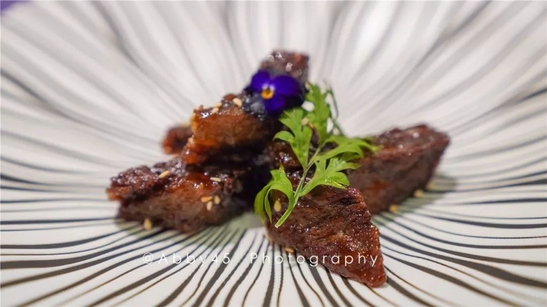 厦门这是个什么神仙酒店，不仅有金砖国宴佛跳墙，还有7万平森林