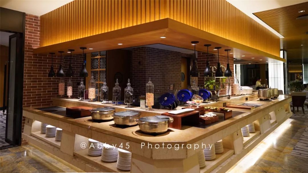 厦门这是个什么神仙酒店，不仅有金砖国宴佛跳墙，还有7万平森林