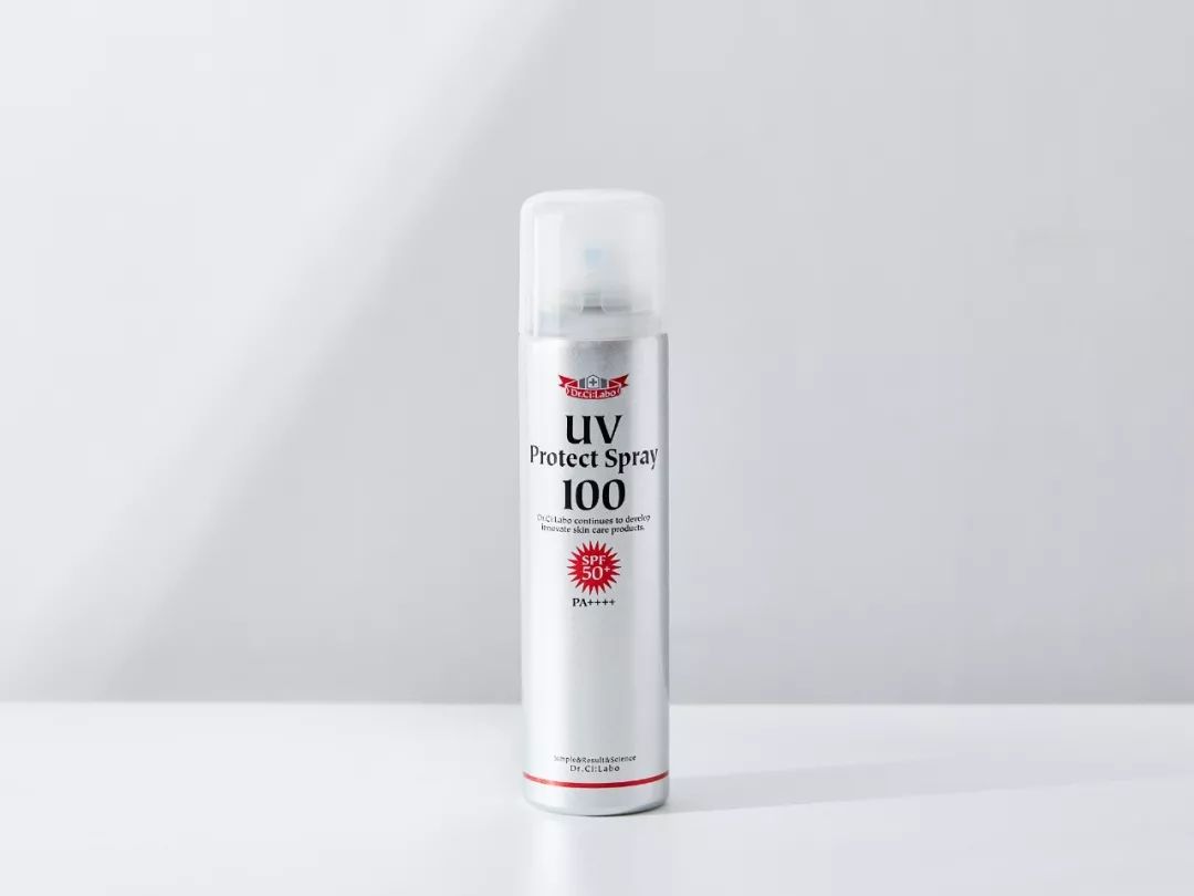 防晒喷雾补货中,防晒喷雾过期没开封