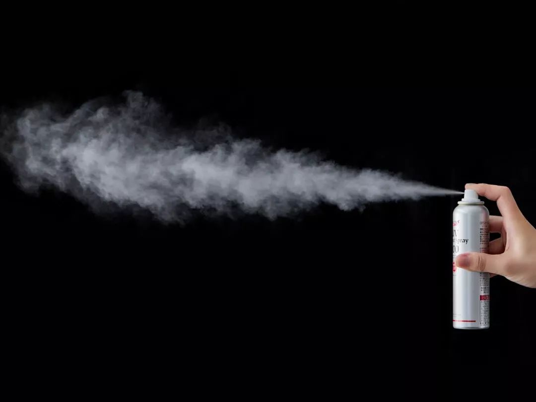 防晒喷雾补货中,防晒喷雾过期没开封