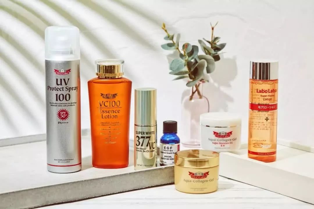 防晒喷雾补货中,防晒喷雾过期没开封