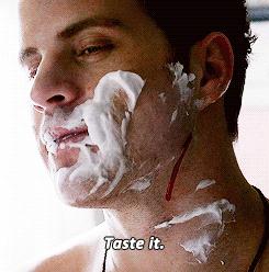 200年美军军工品质！双悬浮刀网比TT还薄，剃须渣都不留