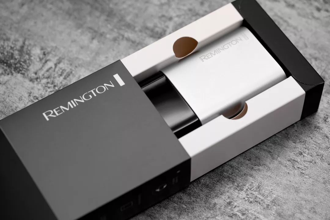 200年美军军工品质！双悬浮刀网比TT还薄，剃须渣都不留