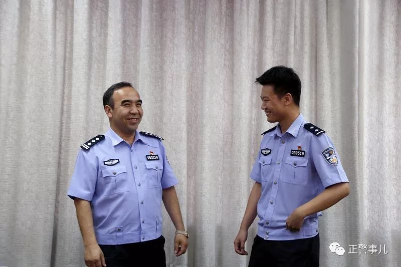 维吾尔族大叔：我在北京当警察！