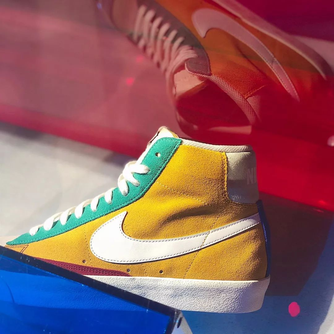 晒鞋｜乔丹亲签AJ5！听说AJ6马上要有一个带口袋的弟弟了