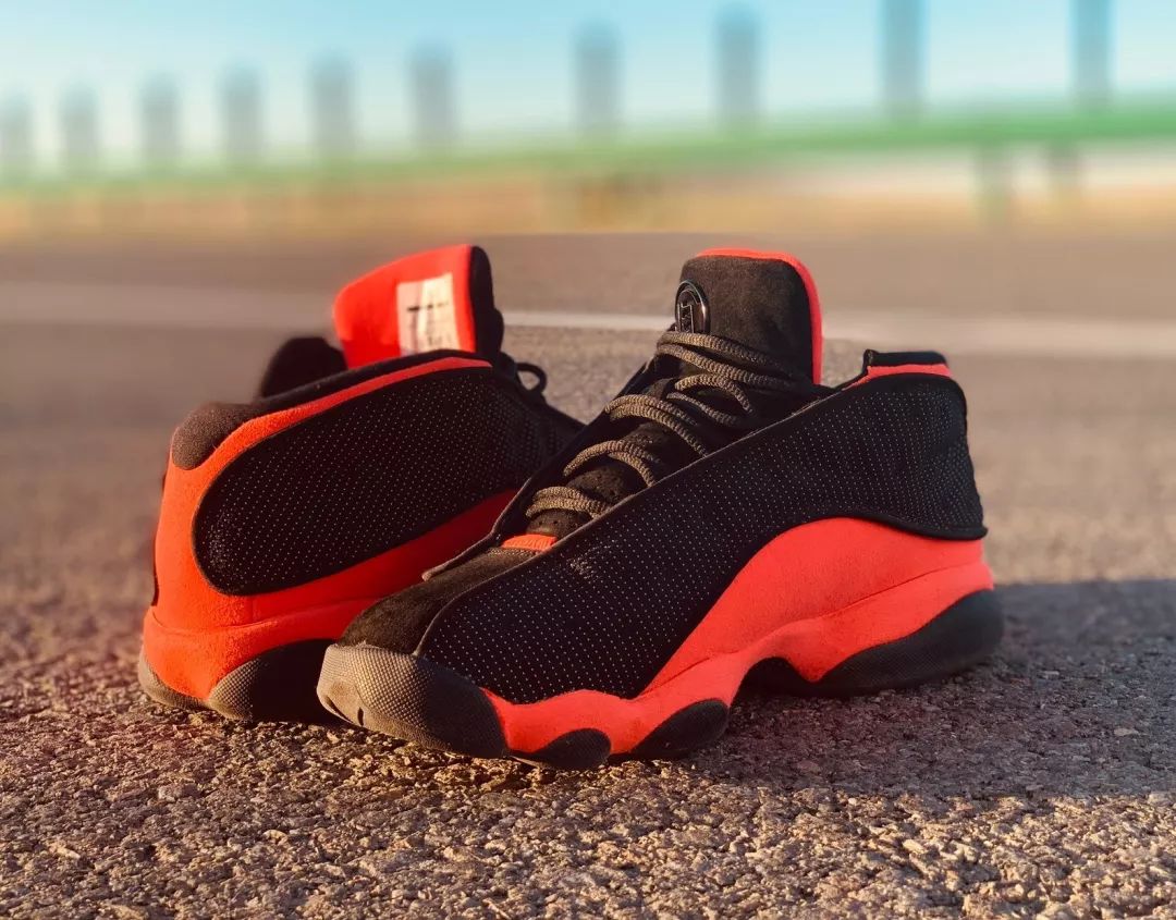 晒鞋｜乔丹亲签AJ5！听说AJ6马上要有一个带口袋的弟弟了