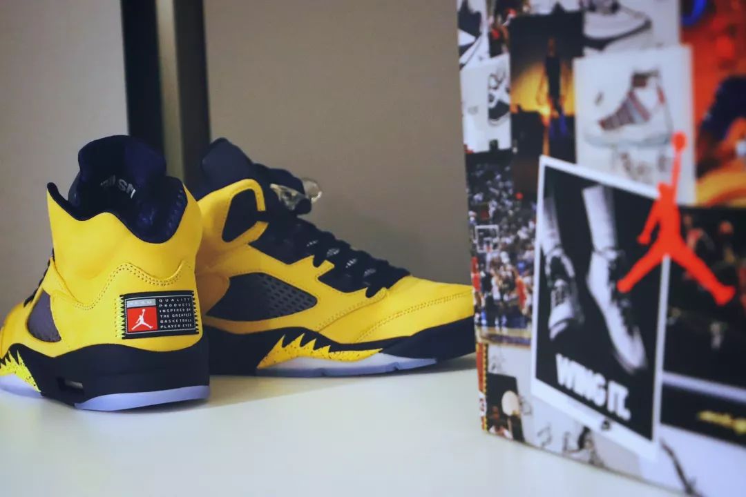 晒鞋｜乔丹亲签AJ5！听说AJ6马上要有一个带口袋的弟弟了