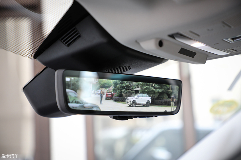 路虎揽胜极光249psr-dynamics性能版,试驾全新一代揽胜极光