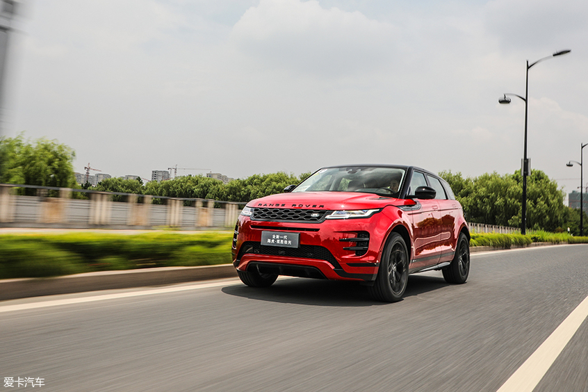 路虎揽胜极光249psr-dynamics性能版,试驾全新一代揽胜极光