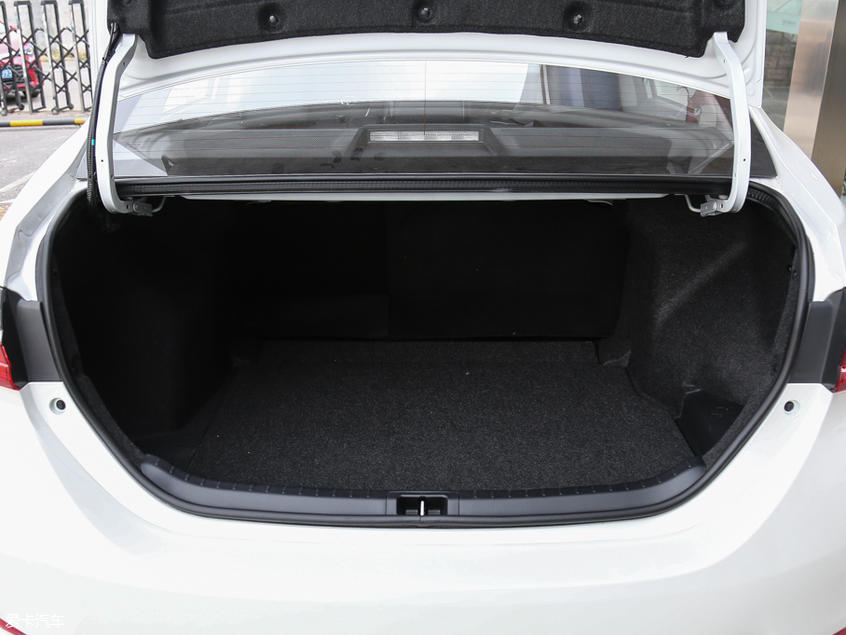 速腾1.4t和卡罗拉1.2t选哪个,速腾1.4t和卡罗拉1.2t哪个省油