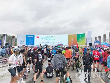 安顺市开发区2019自行车赛,2019安顺环公路自行车赛