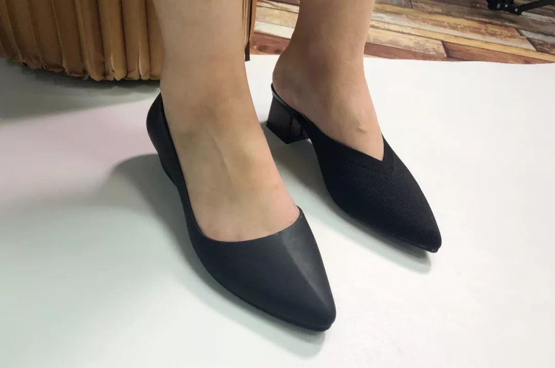 别再说雨鞋捂脚又显丑!有了它,增高显腿长!我天天盼着下雨