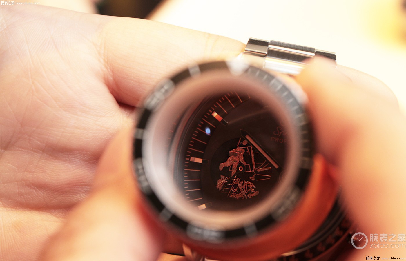 被看好的欧米茄全新海马系列海洋宇宙600米潜水表