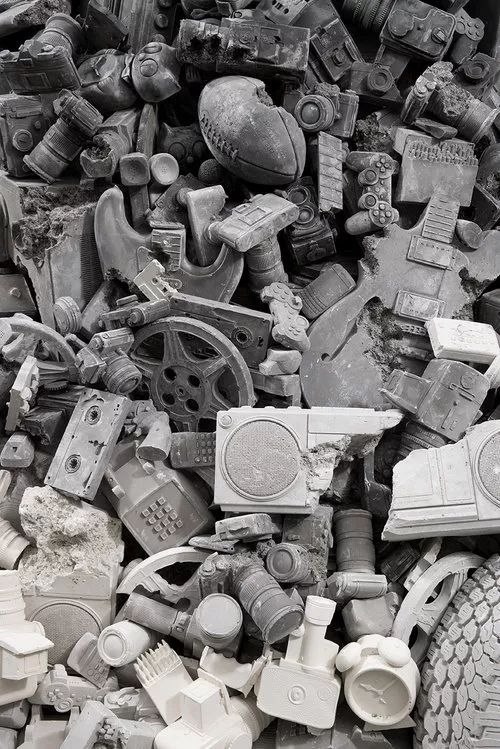 “在现”DanielArsham的八块拼图