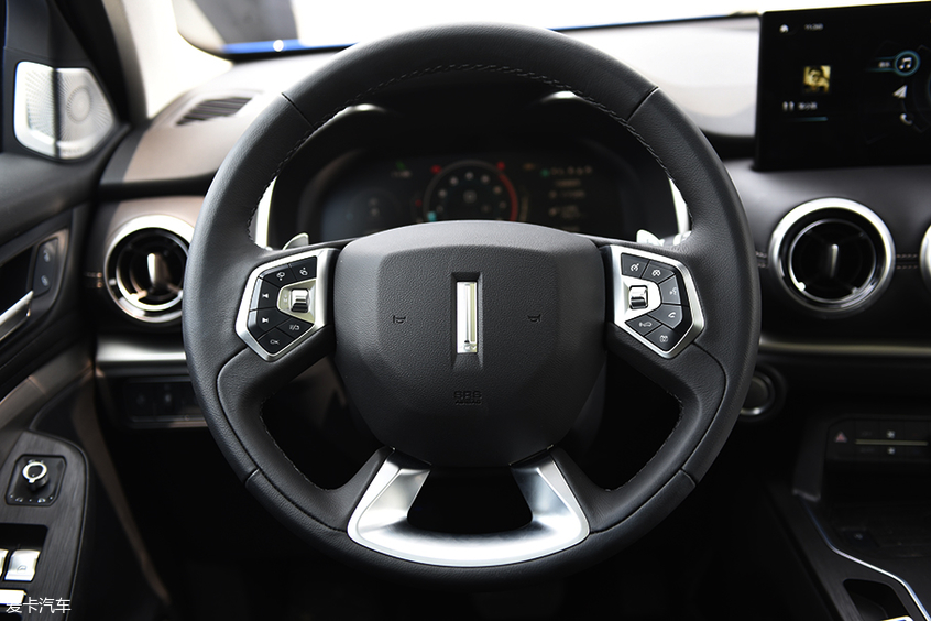 2021款weyvv6跟2020款有啥区别,weyvv6真实优缺点