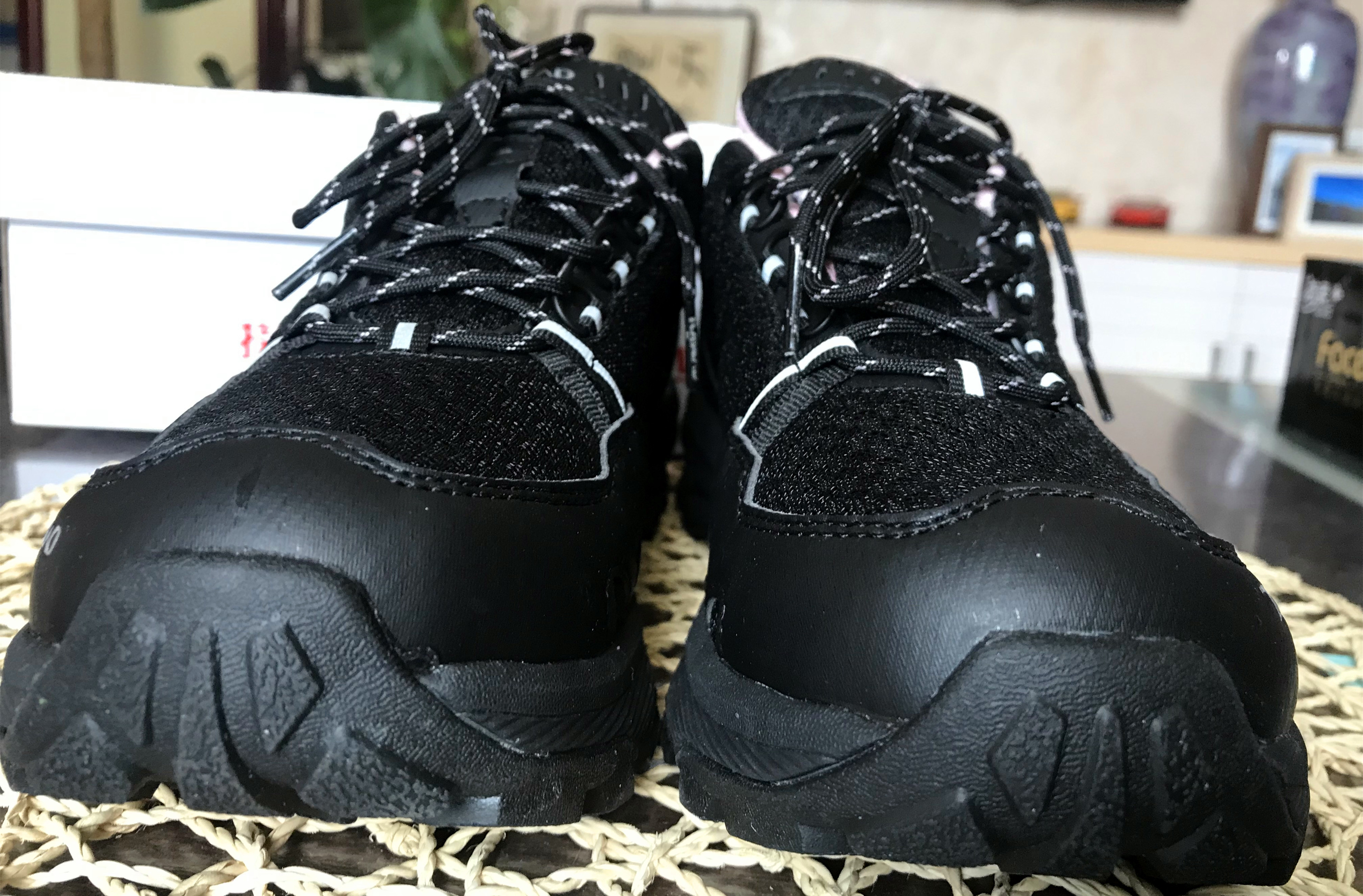 探路者户外登山鞋goretex,探路者和北面的登山鞋对比