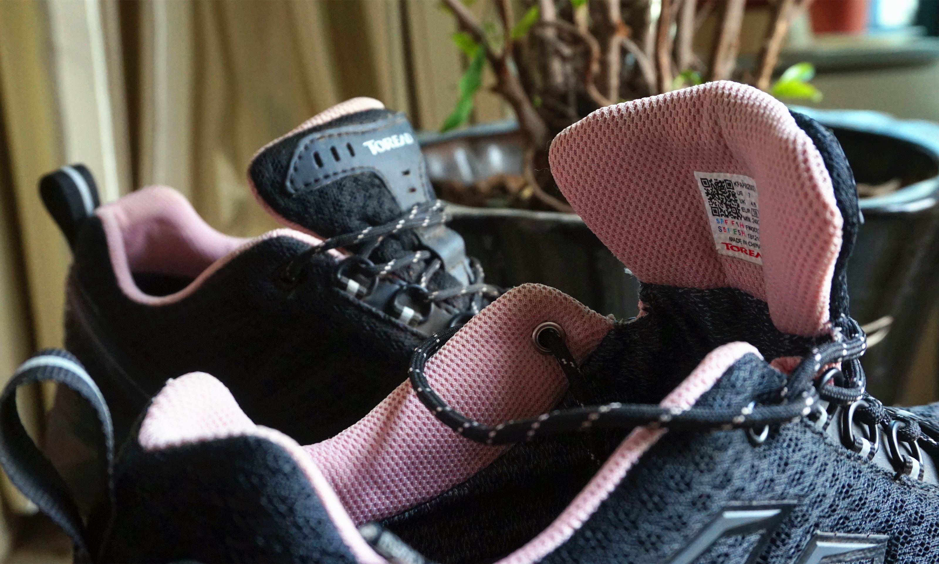 探路者户外登山鞋goretex,探路者和北面的登山鞋对比