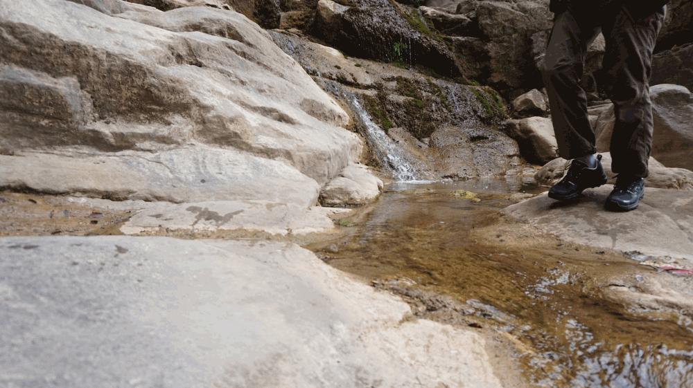 探路者户外登山鞋goretex,探路者和北面的登山鞋对比