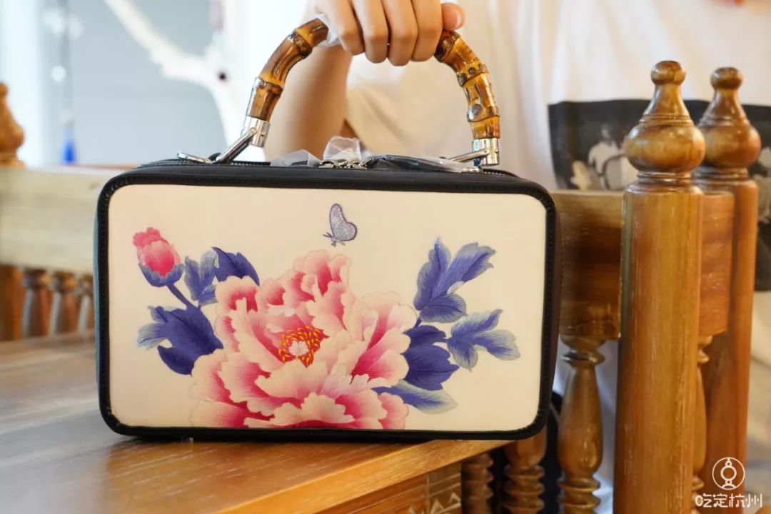 孔雀公主杨丽萍漂亮,孔雀公主杨丽萍怎么样